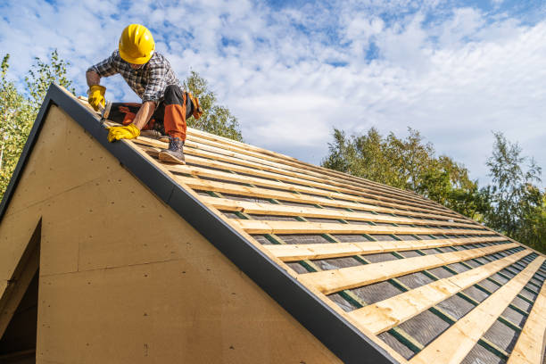 Best Roofing Contractors for Homes  in Wellman, IA